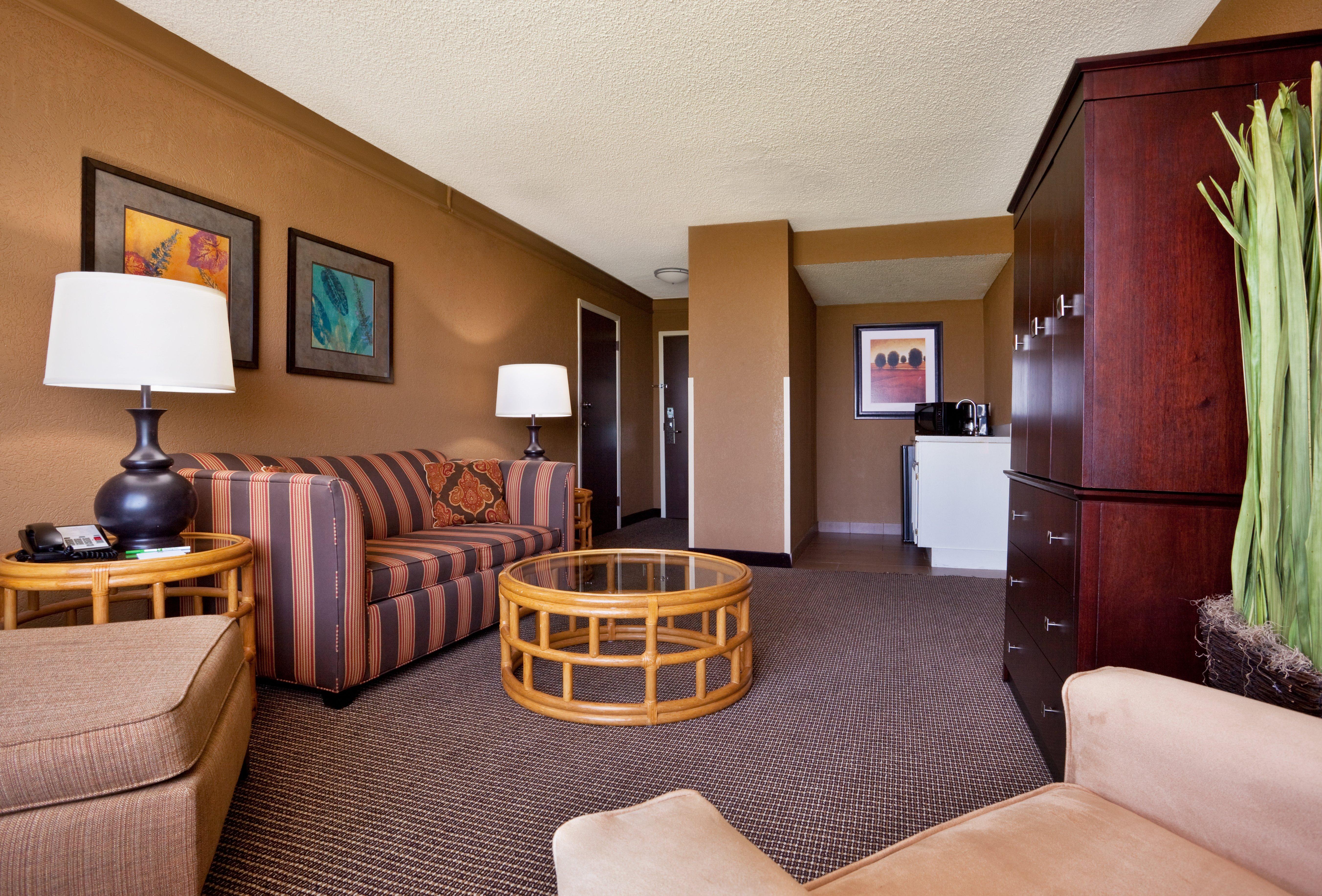 Best Western Plus Strongsville Cleveland Buitenkant foto