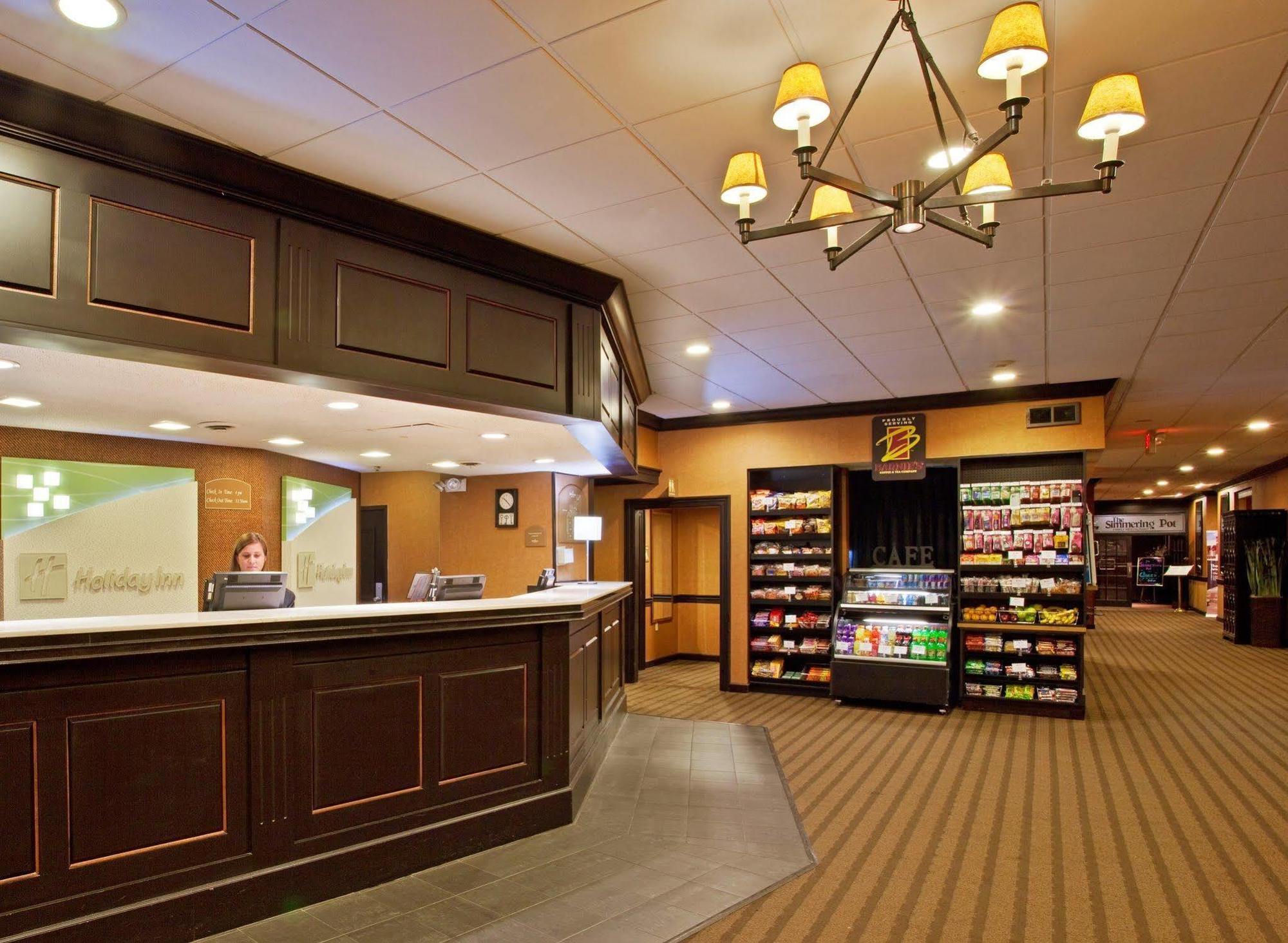 Best Western Plus Strongsville Cleveland Buitenkant foto
