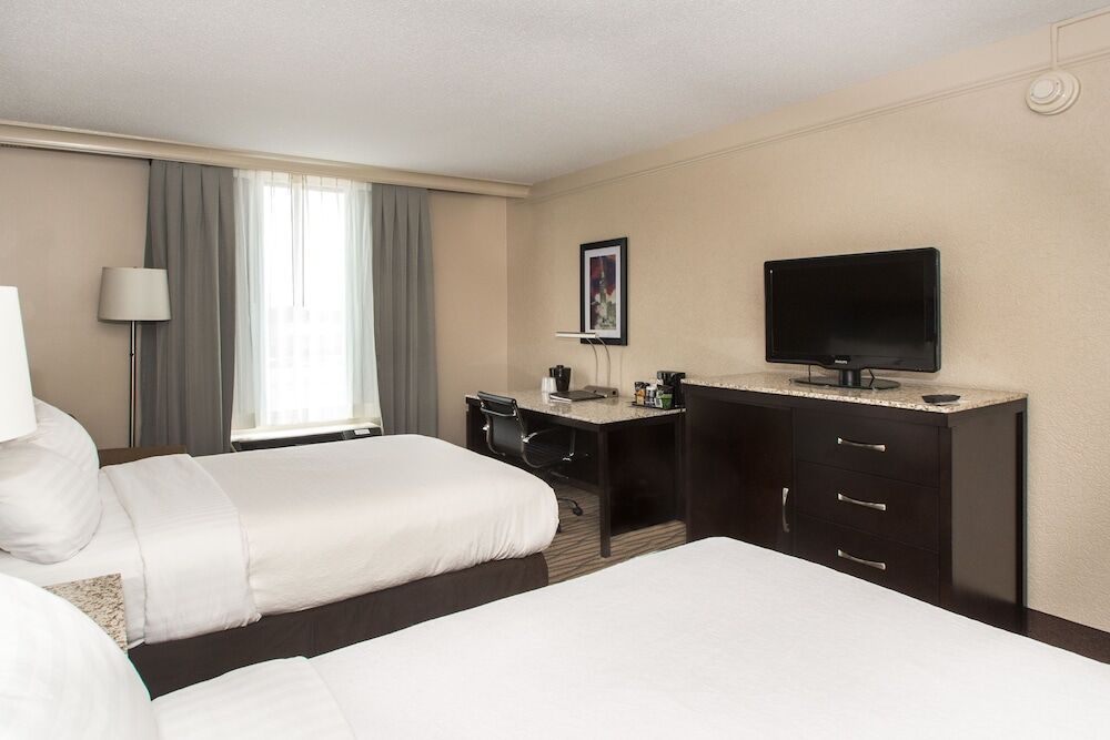 Best Western Plus Strongsville Cleveland Buitenkant foto